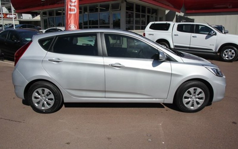 2015 HYUNDAI ACCENT ACTIVE RB3