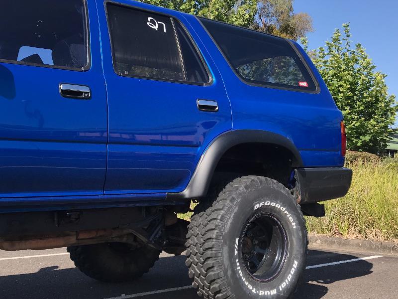 1992 TOYOTA Hilux Surf