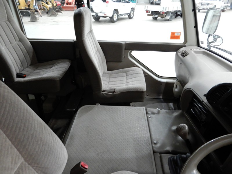 1999 TOYOTA COASTER Bus
