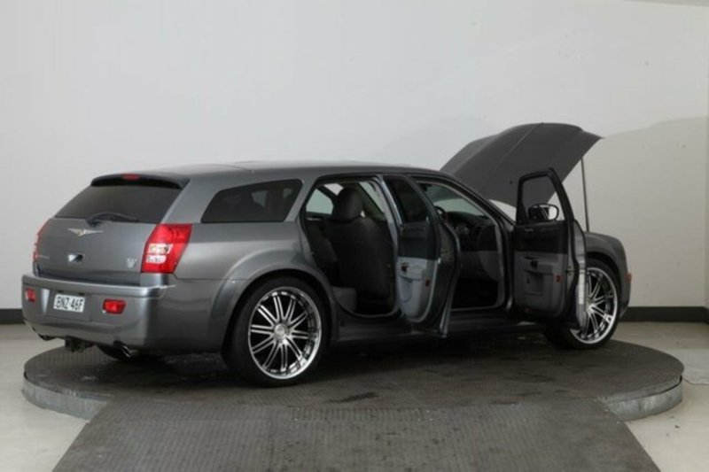 2006 CHRYSLER 300C 5.7 HEMI V8 TOURING LE MY06