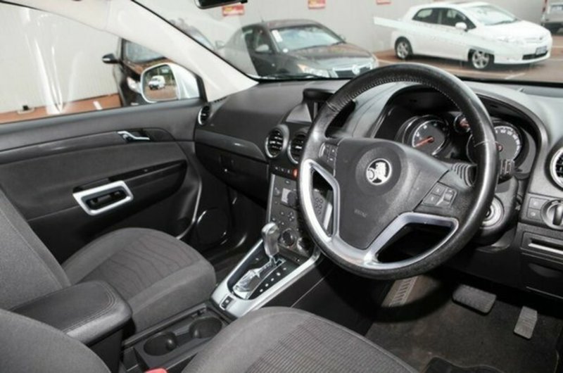 2011 HOLDEN CAPTIVA 5 (4x4) CG SERIES II