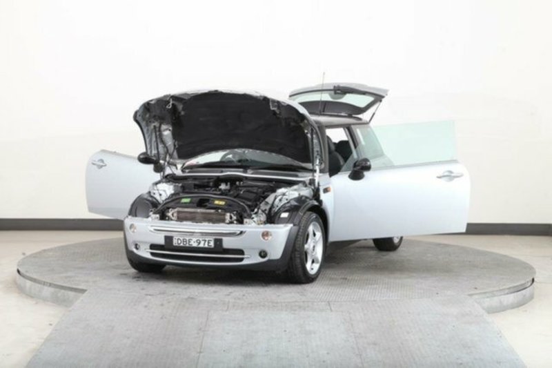 2004 MINI COOPER R50