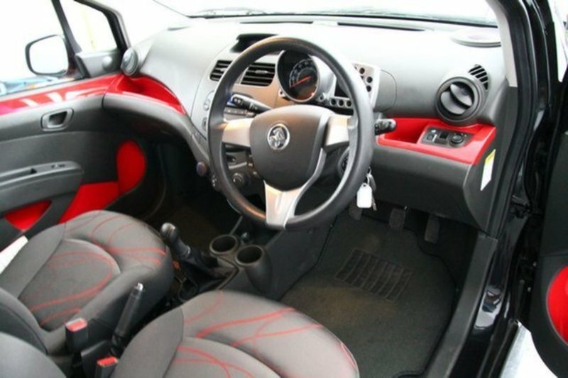 2010 HOLDEN BARINA SPARK CD MJ MY11