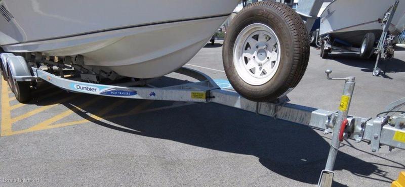 Haines Signature 600F FISHING FAMILY OFFSHORE DECK SPACE QUALITY RIDE
