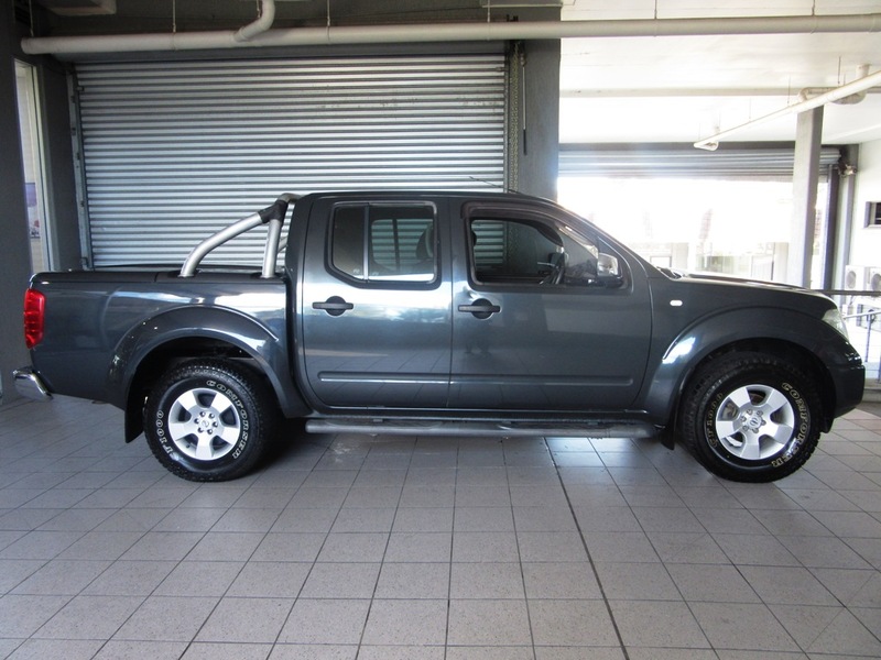 2006 NISSAN NAVARA ST-X (4x2) D40