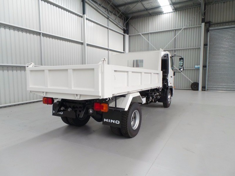 2016 HINO FC 1022-500 Series FC 1022-500 Series Truck
