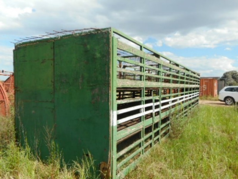 Custom Livestock Equip