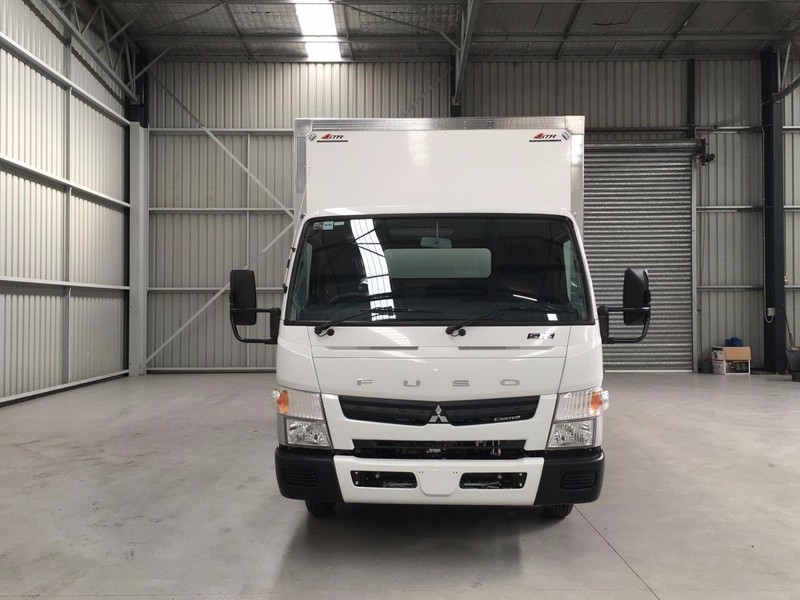 2016 FUSO Canter 515 METROLite Canter 515 Truck