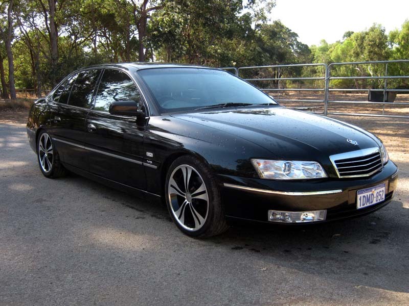 2003 HOLDEN STATESMAN V8 WK