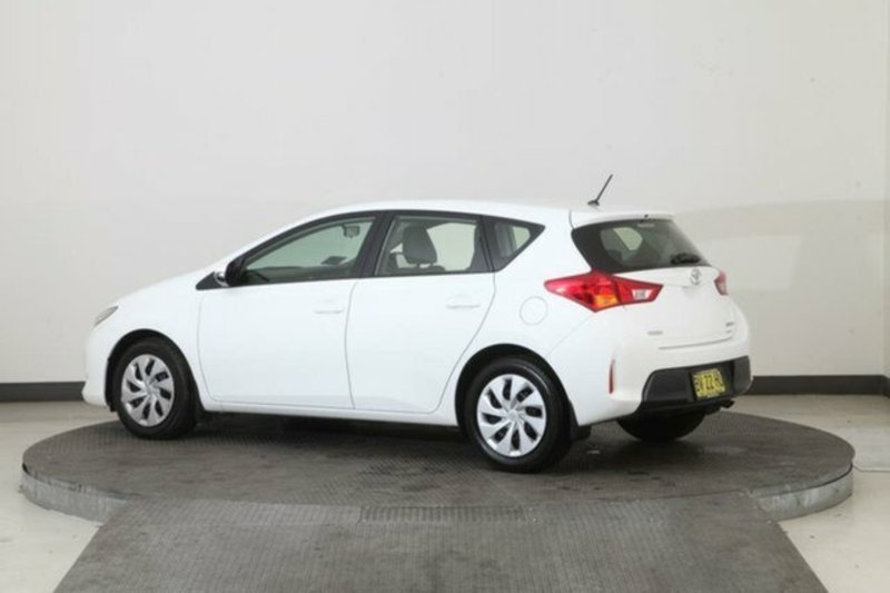2013 TOYOTA COROLLA ASCENT ZRE182R