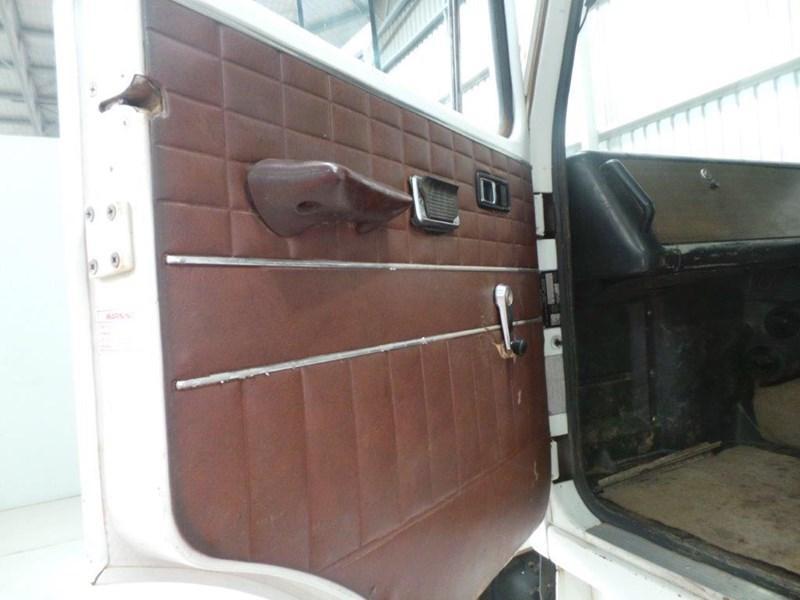 1981 INTERNATIONAL ACCO 2250