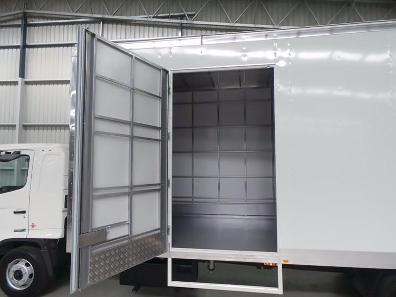 2017 HINO 500 SERIES - FD 1124
