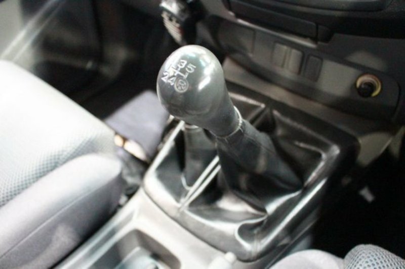 2012 TOYOTA HILUX SR (4x4) KUN26R MY12