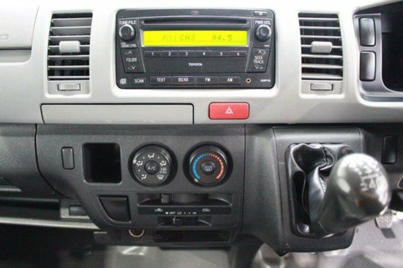 2009 TOYOTA HIACE LWB TRH201R MY07 UPGRADE