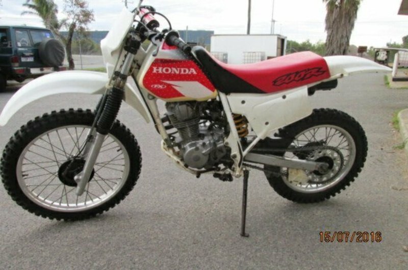 1998 HONDA 200CC XR200R