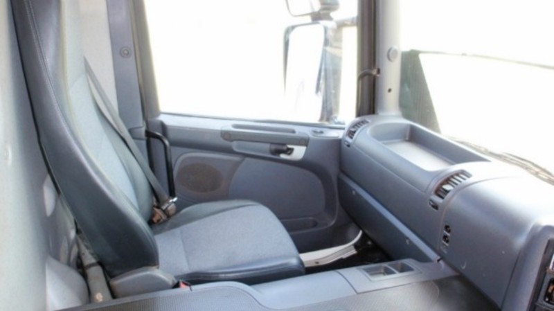 2006 SCANIA P380 P380 Truck