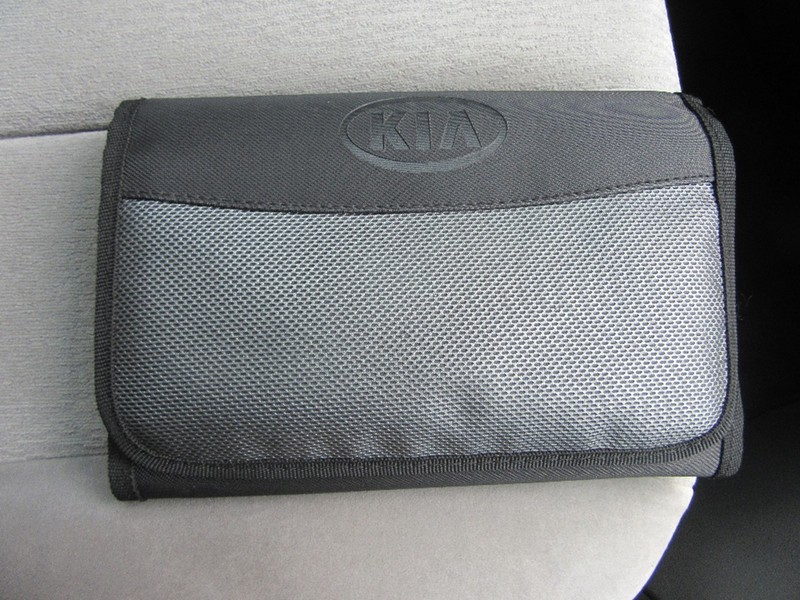 2010 KIA GRAND CARNIVAL SI VQ