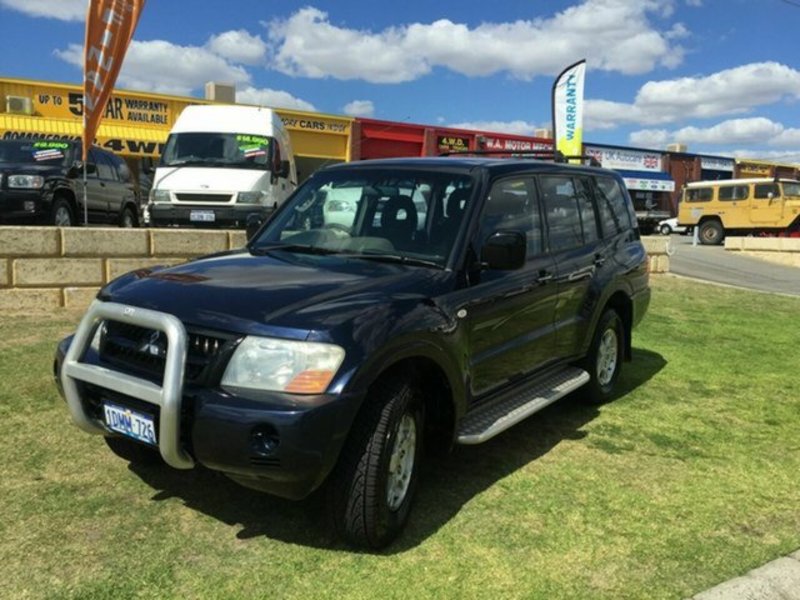 2003 MITSUBISHI PAJERO GLX NP