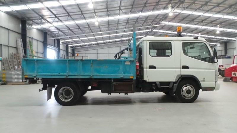 2006 FUSO CANTER
