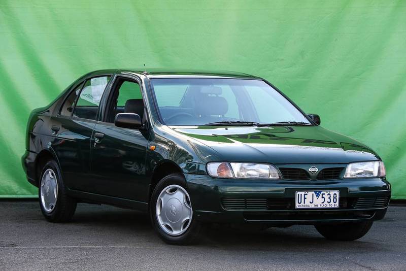 1996 NISSAN PULSAR LX