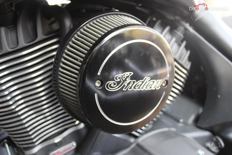 2015 INDIAN CHIEF DARK HORSE
