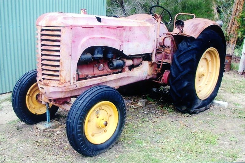 1942 MASSEY HARRIS 203