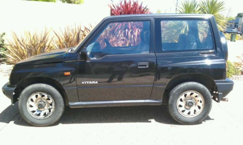 1993 SUZUKI VITARA JX (4x4)