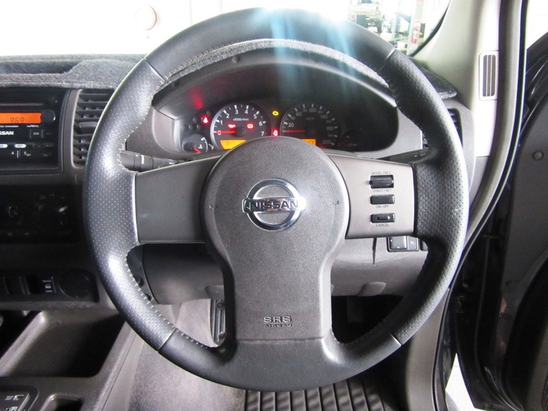 2006 NISSAN NAVARA ST-X (4x2) D40