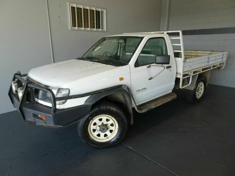 1998 NISSAN NAVARA DX (4x4) D22