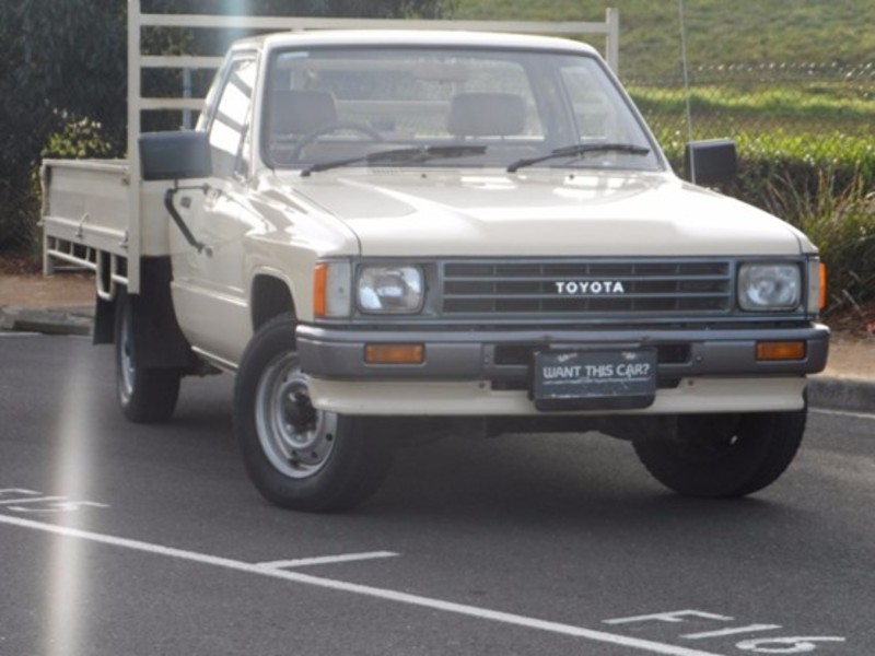 1987 TOYOTA HILUX (No Series)