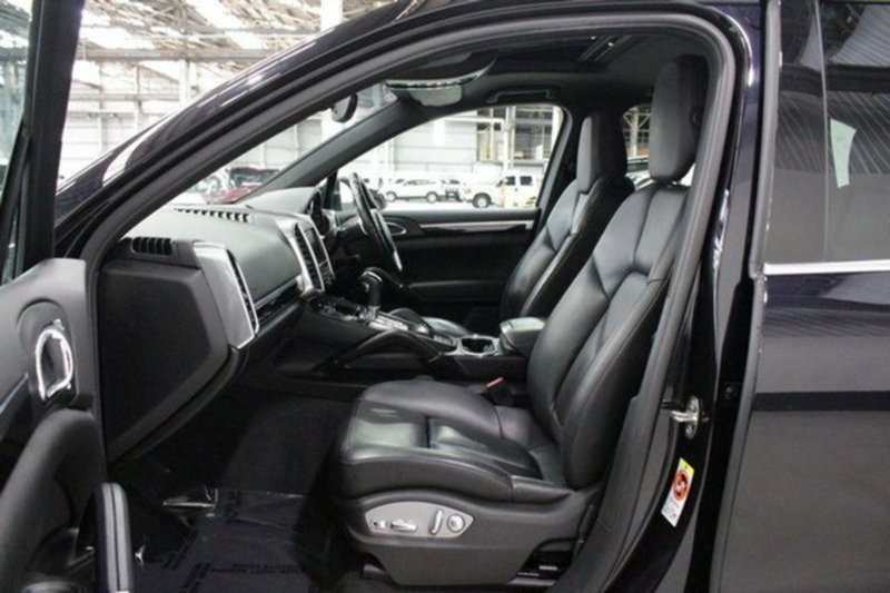 2010 PORSCHE CAYENNE S HYBRID SERIES 2