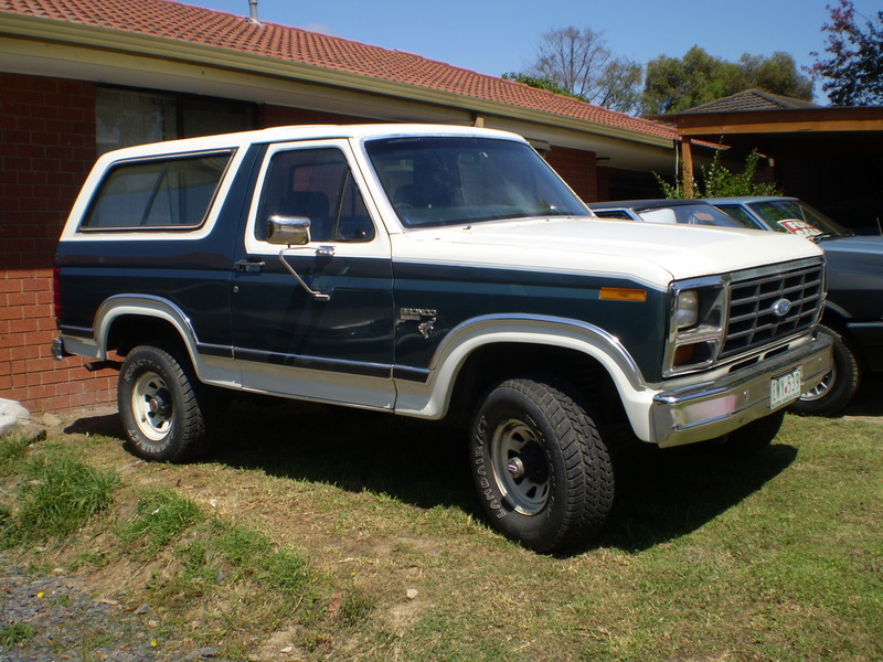 1985 FORD BRONCO (4X4)