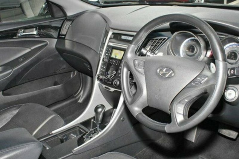 2010 HYUNDAI i45 ELITE YF