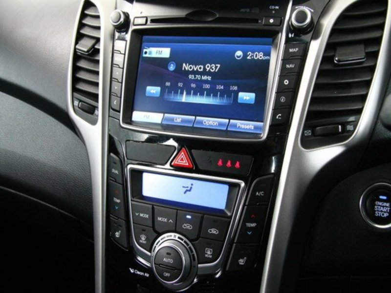 2013 HYUNDAI i30 PREMIUM GD