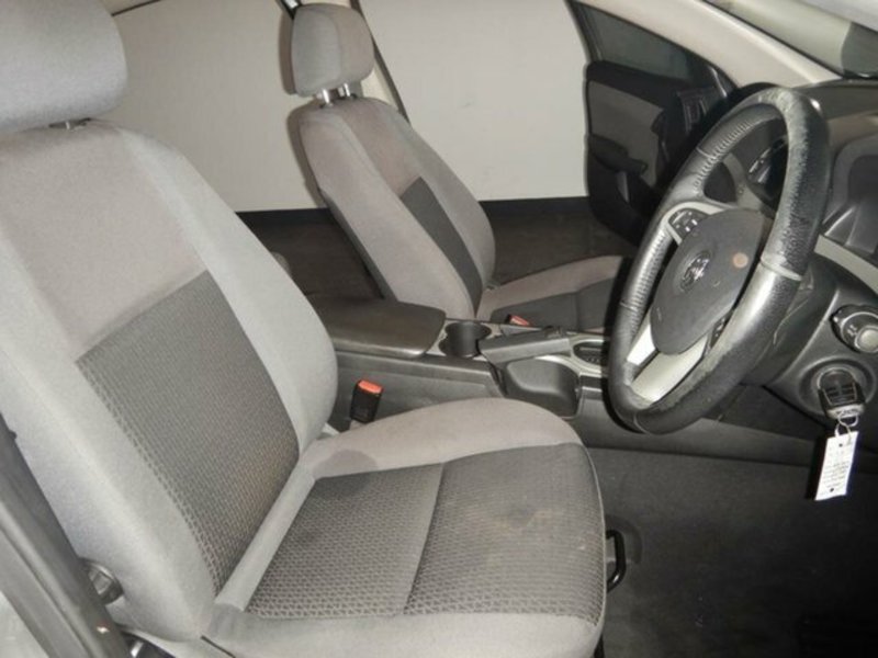 2007 HOLDEN COMMODORE OMEGA VE