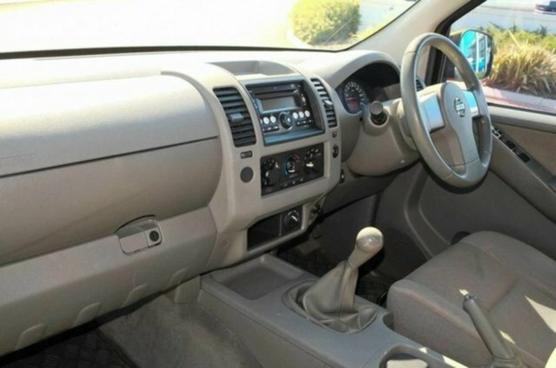 2009 NISSAN NAVARA RX D40