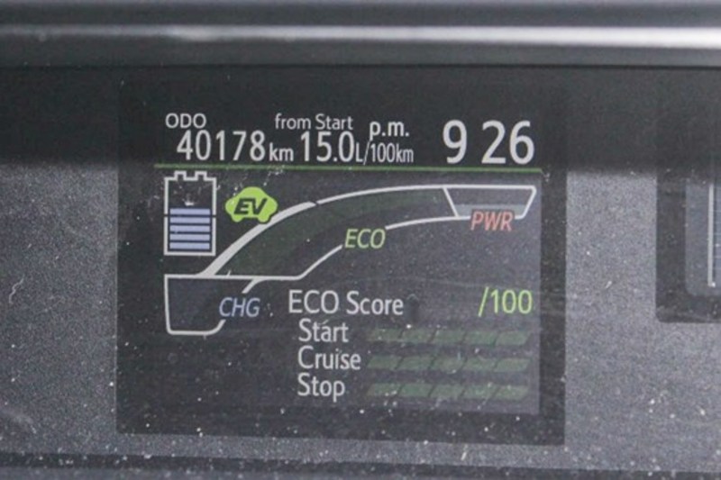 2013 TOYOTA PRIUS C E-CVT NHP10R