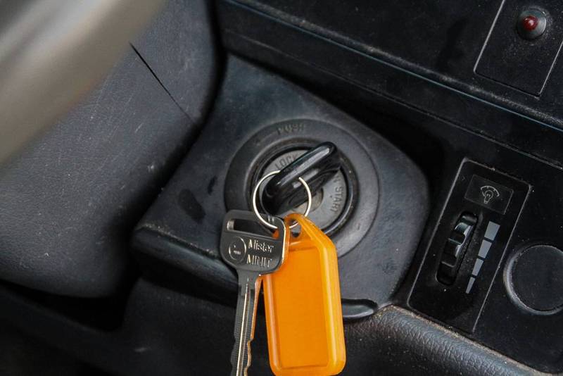 2002 TOYOTA HIACE RZH113R