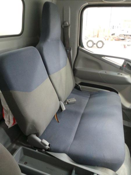 2010 FUSO CANTER
