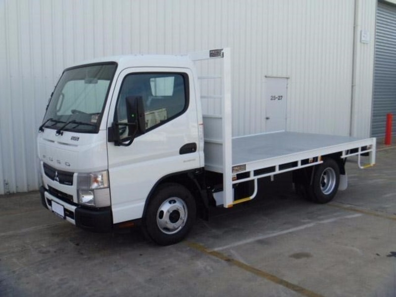 2017 FUSO Canter 515 Canter 515 Truck