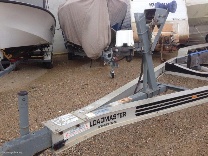 Loadmaster Tri-Axle Aluminum Boat Trailer