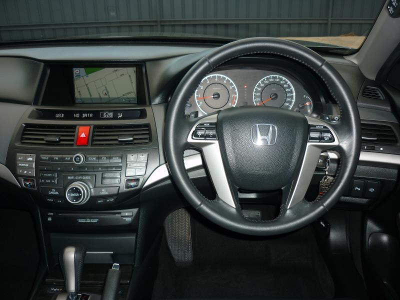 2011 HONDA ACCORD V6 8TH GEN MY11