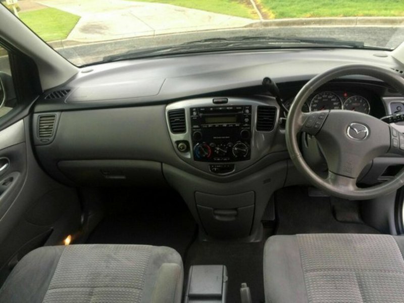 2004 MAZDA MPV LW10J2