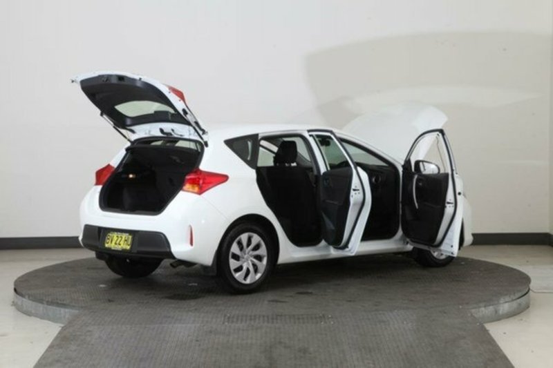 2013 TOYOTA COROLLA ASCENT ZRE182R