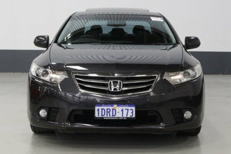 2011 HONDA ACCORD EURO LUXURY NAVI 10 MY11