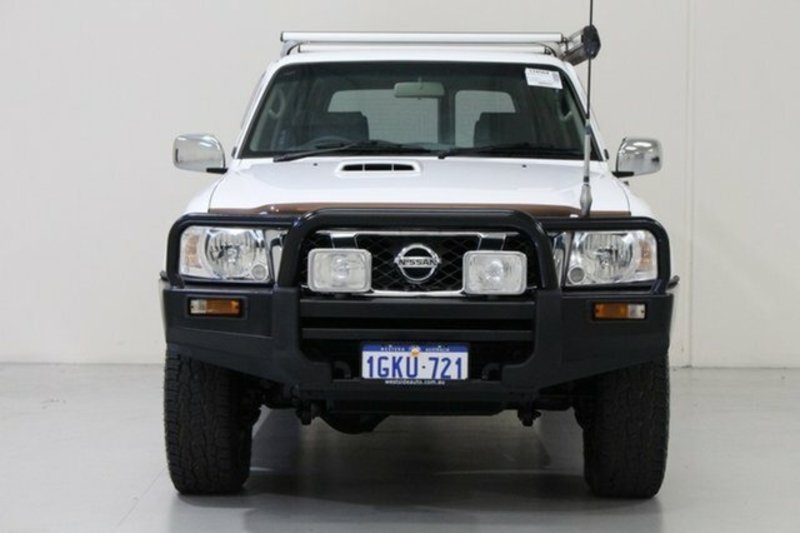 2011 NISSAN PATROL ST (4x4) MY11 UPGRADE