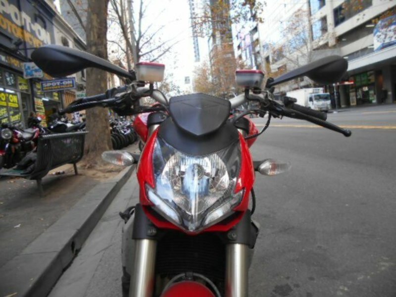 2009 DUCATI 1100CC STREETFIGHTER MY09