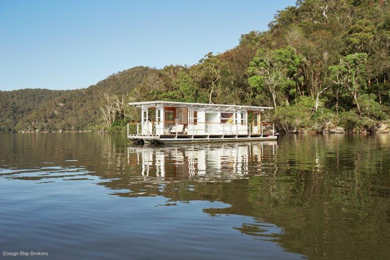 Arkiboat Houseboat