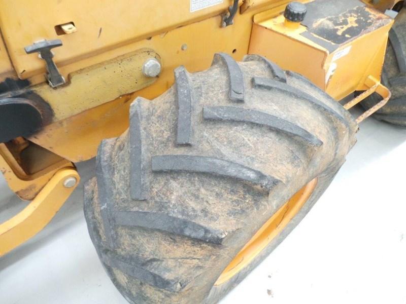 1995 CASE 560 TRENCHER