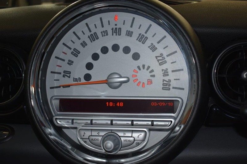 2009 MINI HATCH COOPER CHILLI R56